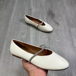 Elegant White Flats with Silver Accent